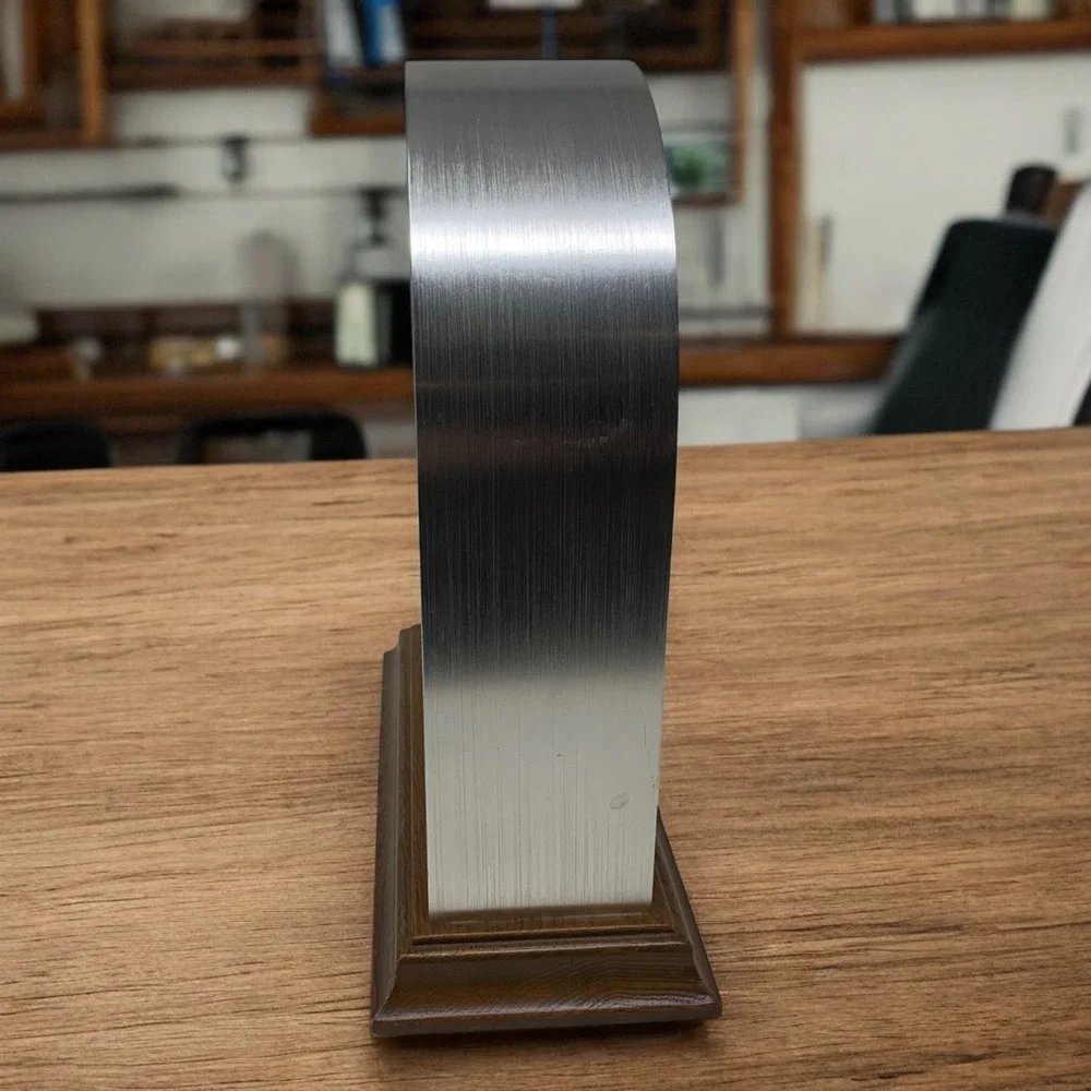Vintage Verichron Quartz Modernist World Clock Mantle Shelf Table Brushed Chrome